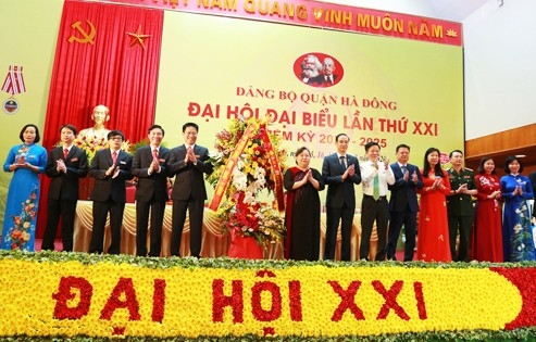 Đồng chí Nguyễn Thanh Xuân được bầu giữ chức Bí thư Quận ủy Hà Đông
