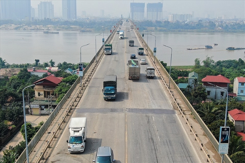 ha noi thanh pho cua nhung cay cau