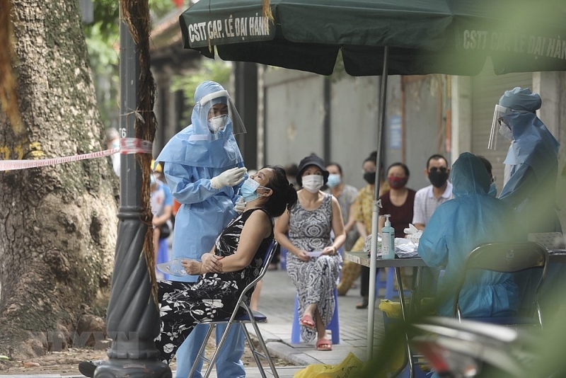 ha noi lay mau xet nghiem cho toan bo nguoi dan phuong le dai hanh