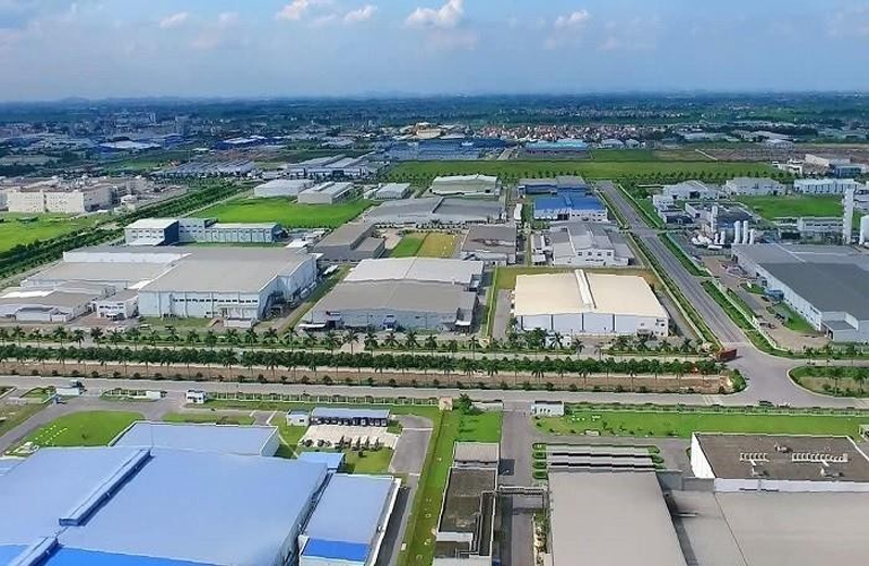 Lợi thế cạnh tranh của giao dịch bán - tái thuê bất động sản công nghiệp tại Việt Nam
