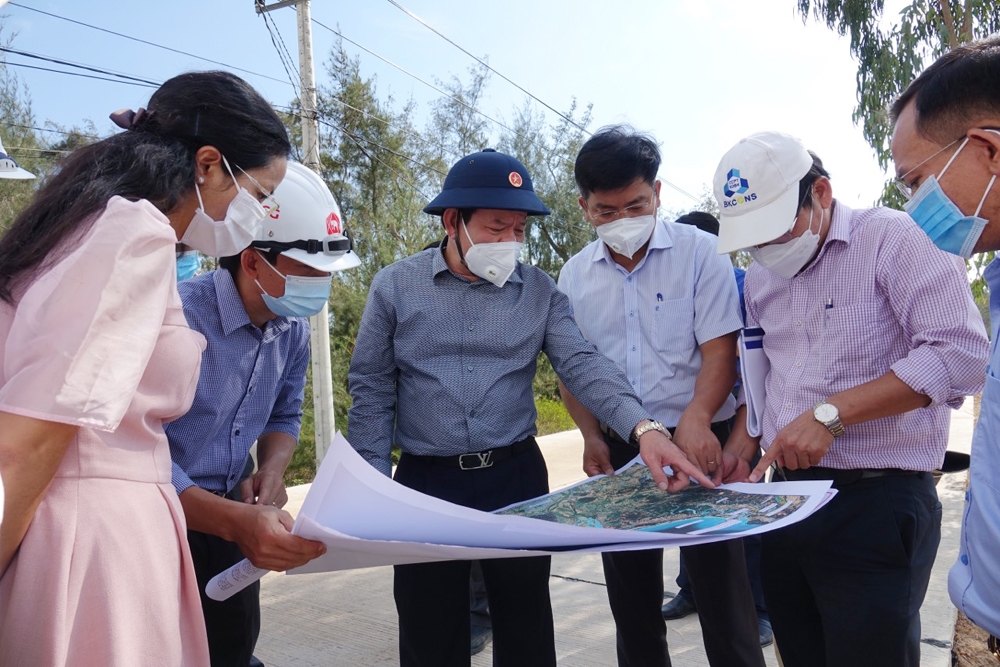Quảng Ngãi: Dự án đường ven biển Dung Quất - Sa Huỳnh gặp khó khăn về vốn