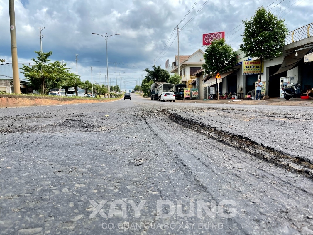 Đắk Lắk: Chỉ đạo khẩn việc kiểm tra, sửa chữa khắc phục tuyến đường tránh Tây thành phố Buôn Ma Thuột
