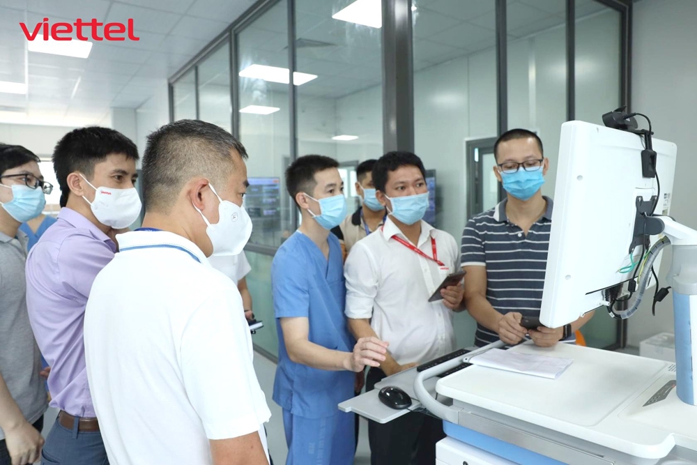 Viettel thiết kế hạ tầng công nghệ thông tin cho bệnh viện dã chiến hiện đại nhất Hà Nội