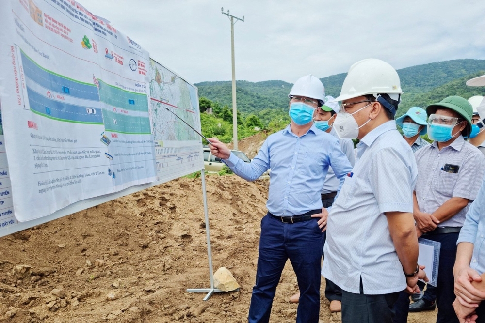 Lãnh đạo tỉnh Ninh Thuận thăm và làm việc tại dự án Cam Lâm – Vĩnh Hảo