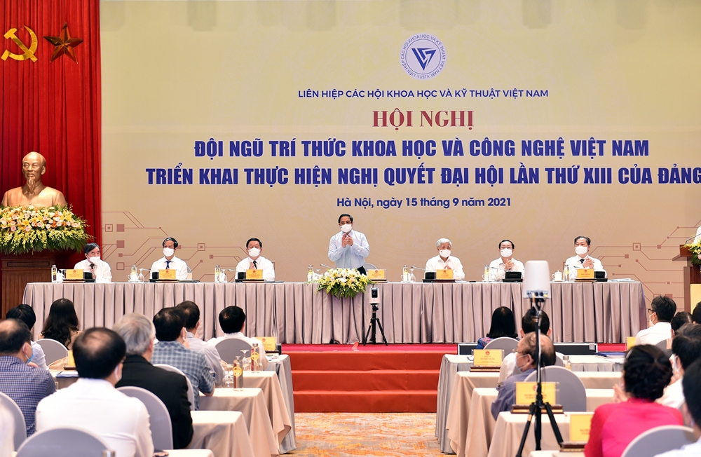 Thủ tướng Phạm Minh Chính dự Hội nghị đội ngũ trí thức khoa học và công nghệ triển khai Nghị quyết Đại hội XIII của Đảng
