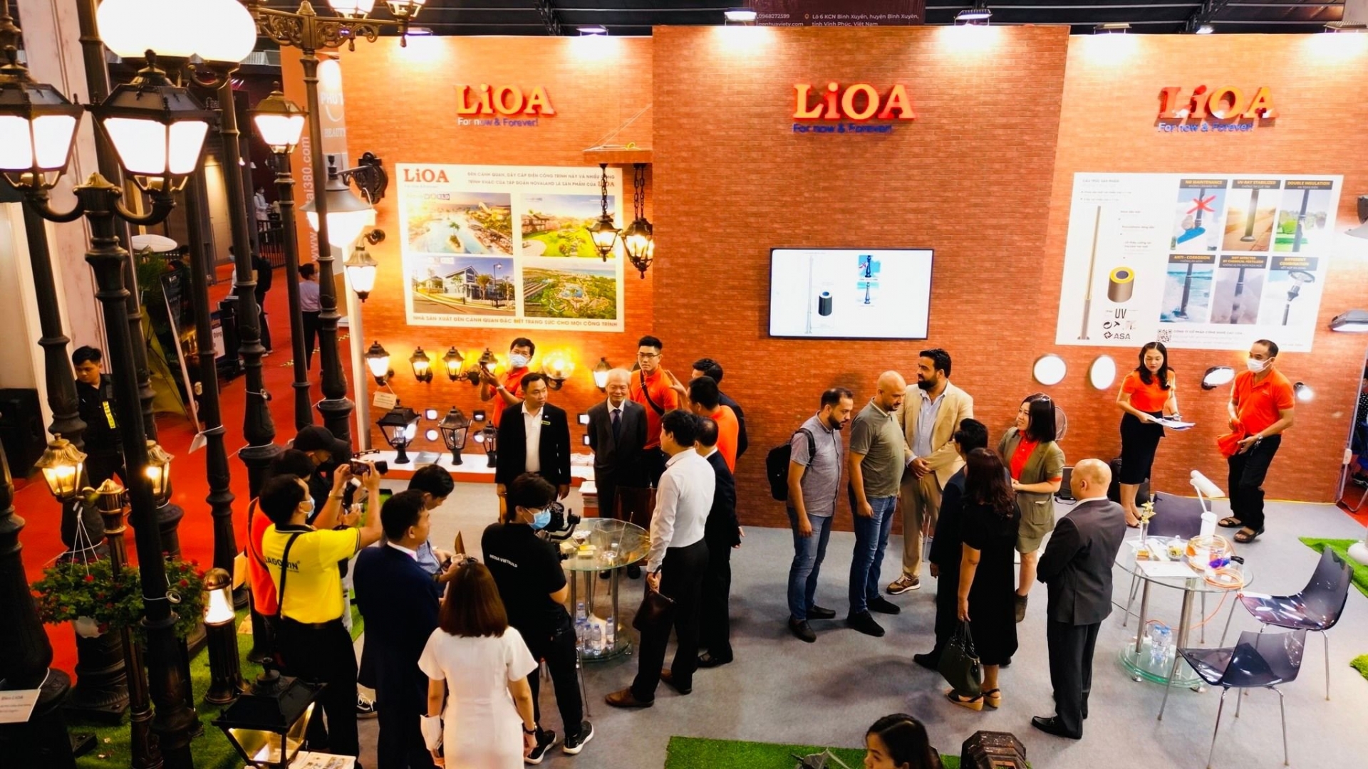 Gần 1.500 gian hàng tham gia triển lãm Vietbuild tại Hà Nội