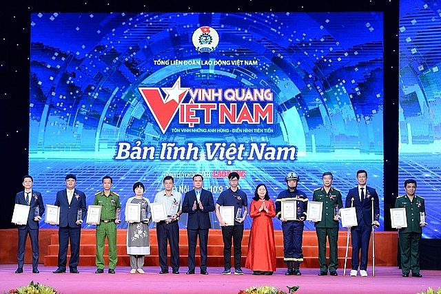 vinh quang viet nam 2022 khang dinh ban linh viet nam