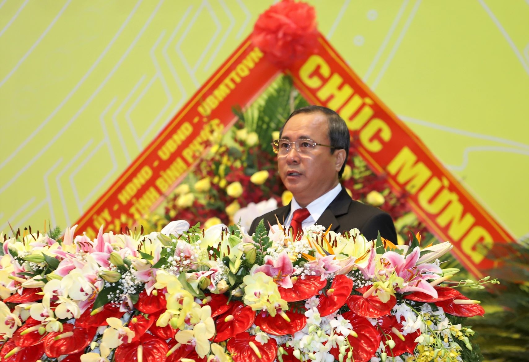 Đồng chí Trần Văn Nam tái đắc cử Bí thư Tỉnh ủy Bình Dương