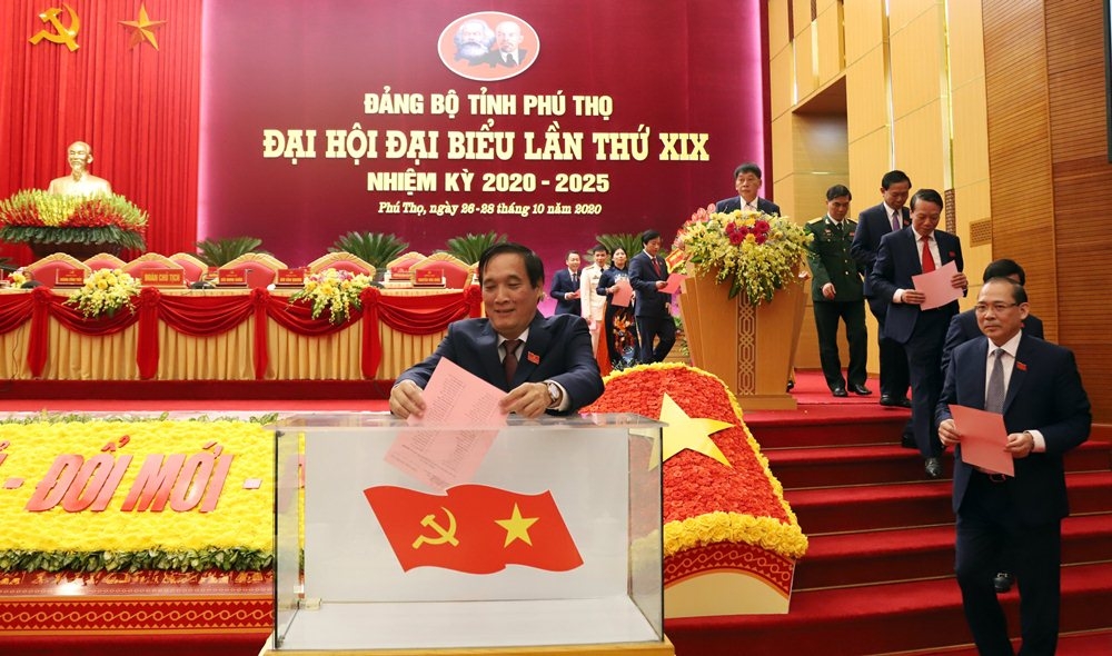 Bầu Ban Chấp hành Đảng bộ tỉnh Phú Thọ khóa XIX