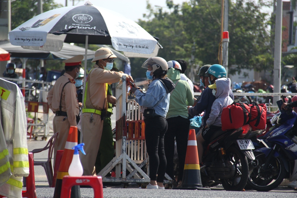 Người dân đi lại giữa 2 tỉnh Quảng Nam - Đà Nẵng sẽ không cần xét nghiệm