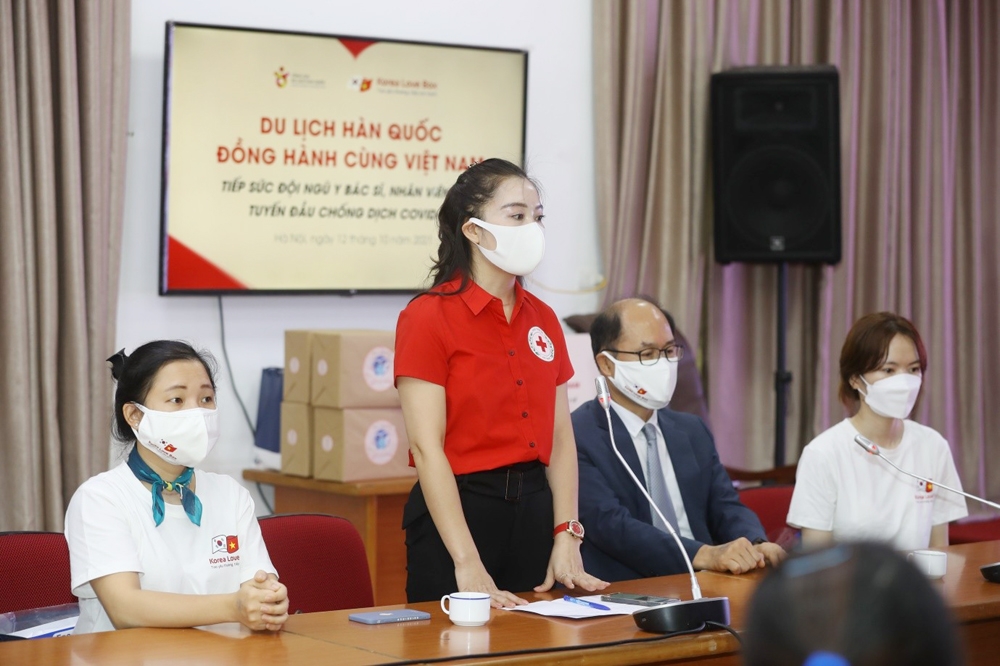 Tổng cục Du lịch Hàn Quốc tiếp sức đội ngũ y bác sỹ Việt Nam tuyến đầu chống dịch