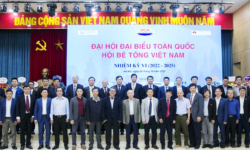 Thứ trưởng Bộ Xây dựng Lê Quang Hùng được bầu làm Chủ tịch Hội Bê tông Việt Nam nhiệm kỳ 2022 – 2025