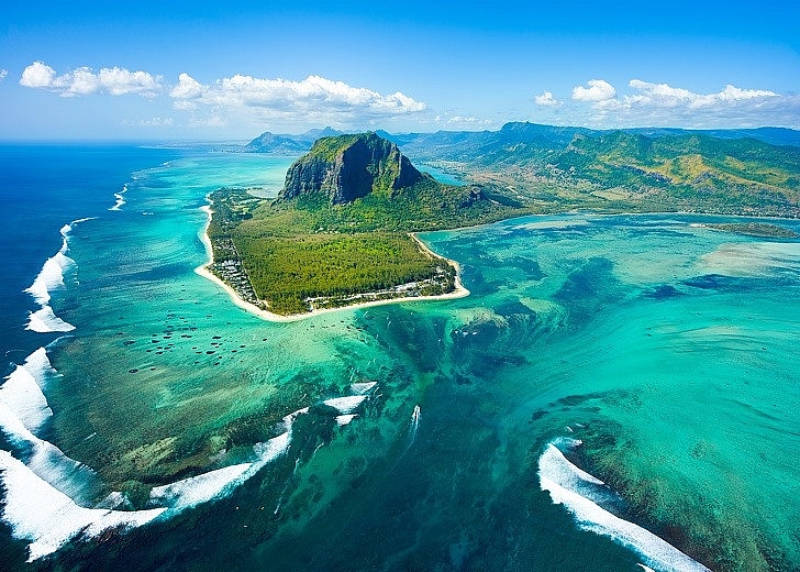 Khám phá những hòn đảo “lạ lùng” nhất thế giới