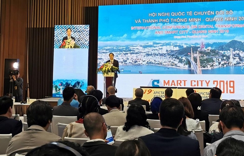 Hội nghị quốc tế về chuyển đổi số, xây dựng thành phố thông minh