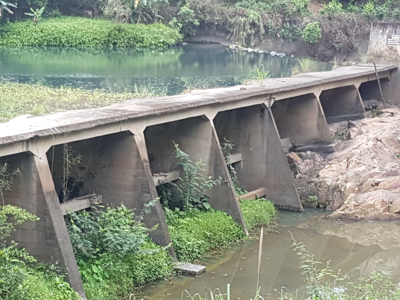 Quảng Ninh: Hai dòng sông bị hòn than “bức tử”