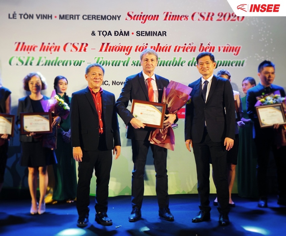 Xi măng INSEE Việt Nam nhận danh hiệu “Doanh nghiệp vì cộng đồng”
