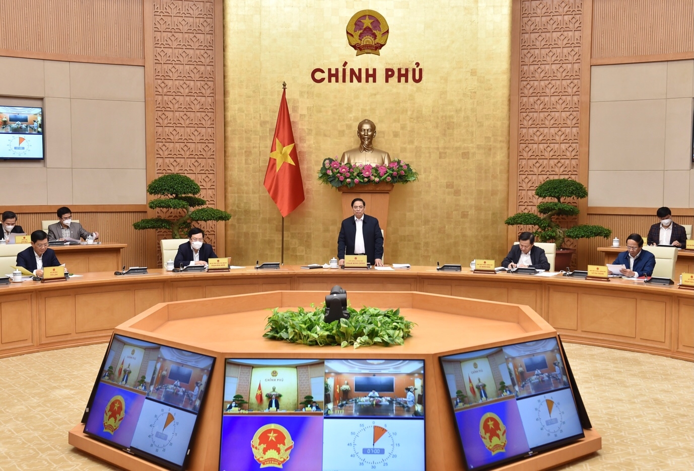 Thủ tướng Phạm Minh Chính: Chính phủ xác định dành ưu tiên cao nhất cho công tác xây dựng và hoàn thiện thể chế