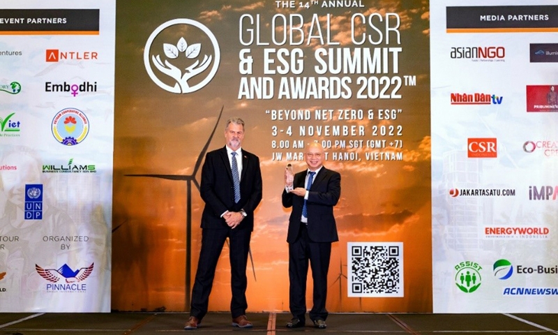 Vinamilk được vinh danh với các giải thưởng lớn trong Hội nghị CSR & ESG toàn cầu 2022