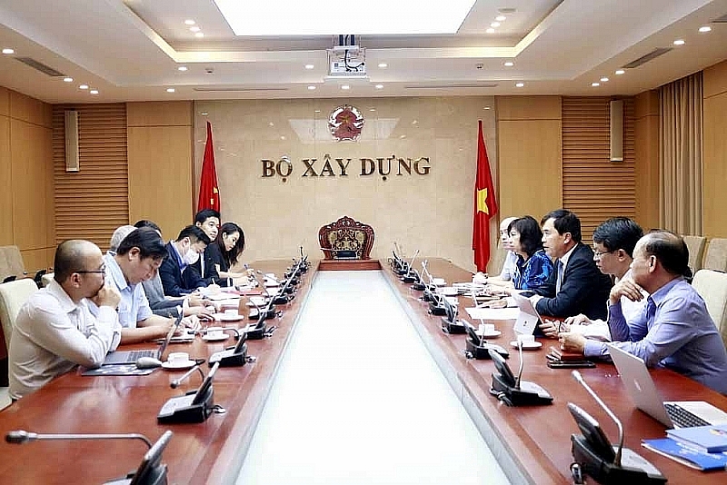 deputy minister le quang hung receives un habitat delegation