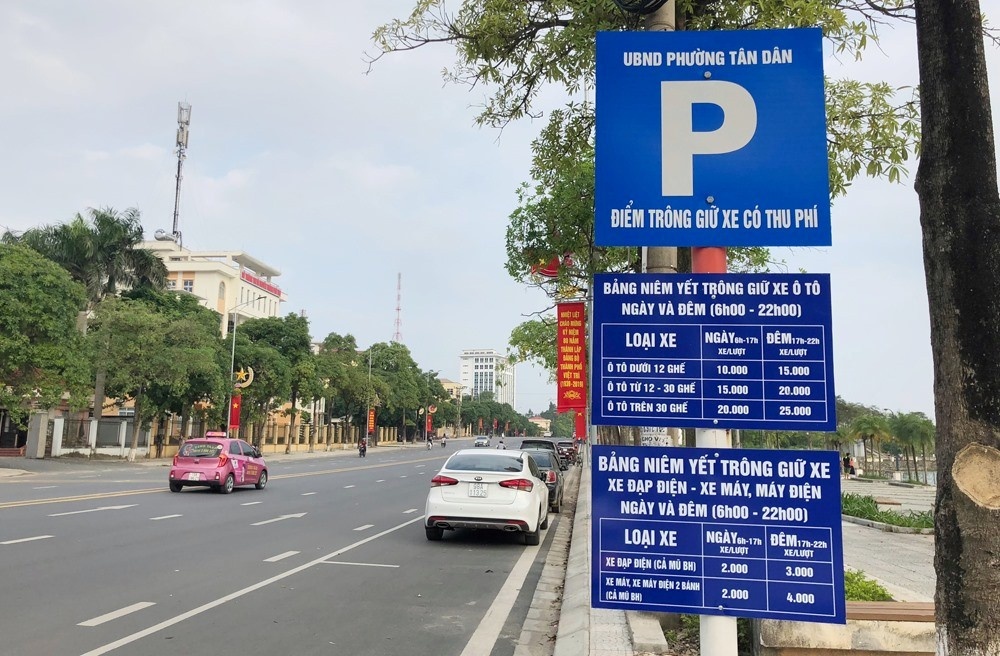 Việt Trì (Phú Thọ): Triển khai thu phí đỗ xe ôtô dưới lòng đường