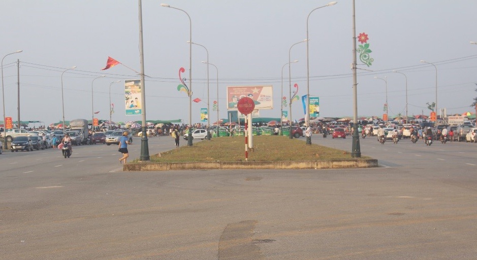 Hà Tĩnh: Công bố Nghị quyết về việc thành lập thị trấn Lộc Hà