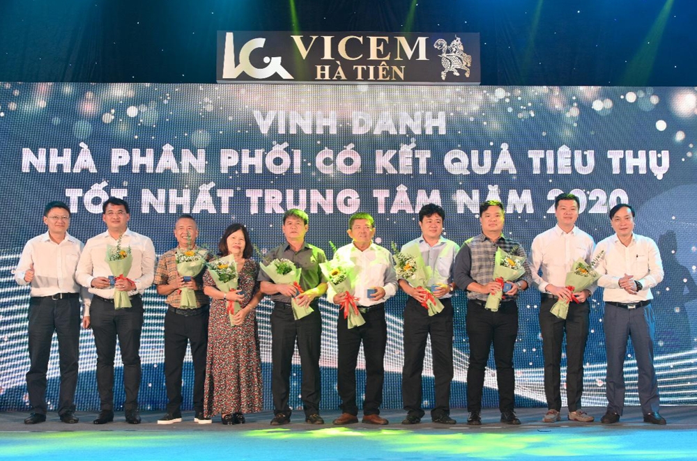 Xi măng Vicem Hà Tiên đồng hành cùng nhà phân phối