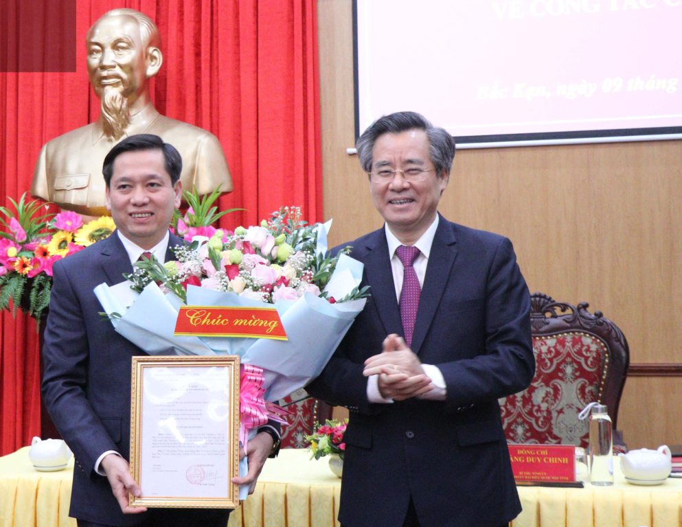 Phó Chủ tịch Thường trực UBND tỉnh Lạng Sơn làm Phó Bí thư Tỉnh ủy Bắc Kạn