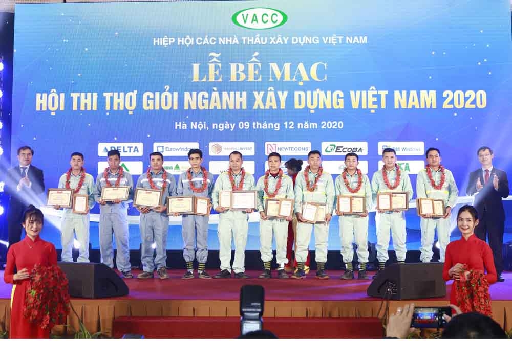 Trao giải Hội thi Thợ giỏi ngành Xây dựng Việt Nam năm 2020