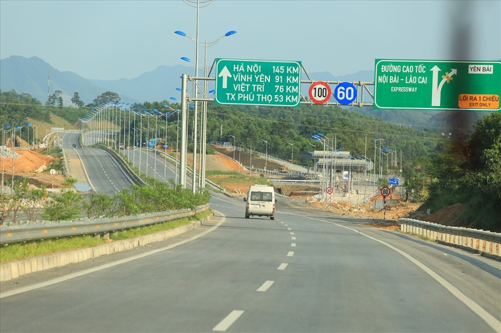 Thẩm định điều chỉnh Báo cáo nghiên cứu tiền khả thi Dự án đường nối cao tốc Nội Bài - Lào Cai đến Sa Pa