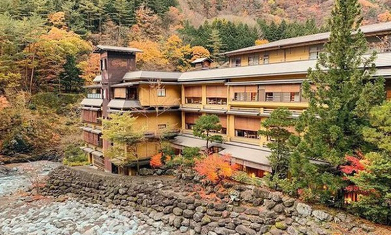 Khách sạn cổ nhất thế giới ở Nhật Bản và thách thức không có người thừa kế