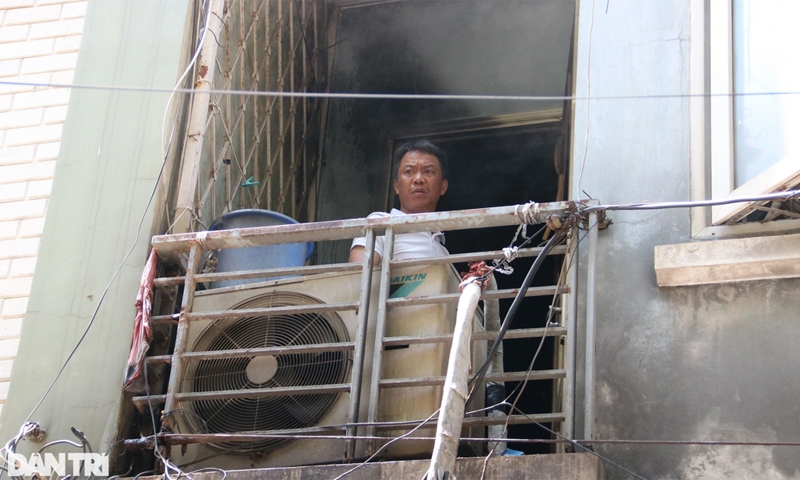Lời kể của người đàn ông cứu cả gia đình thoát khỏi đám cháy ở Hà Nội