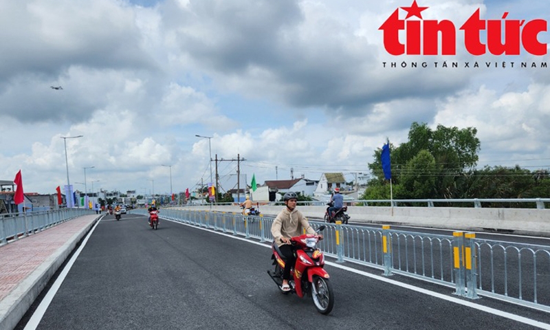 Thông xe cầu Long Kiểng nối TP Hồ Chí Minh với Long An