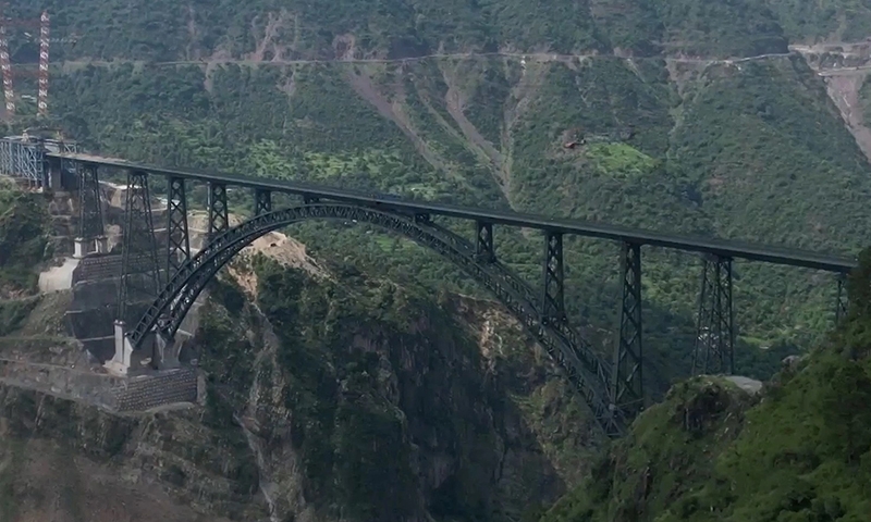 Cầu đường sắt cao nhất thế giới ở Ấn Độ
