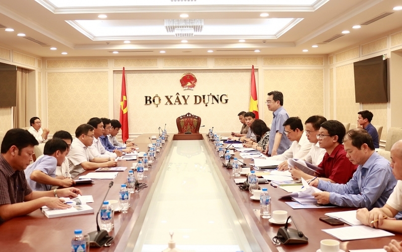 Bộ trưởng Bộ Xây dựng làm việc với lãnh đạo UBND tỉnh Quảng Trị