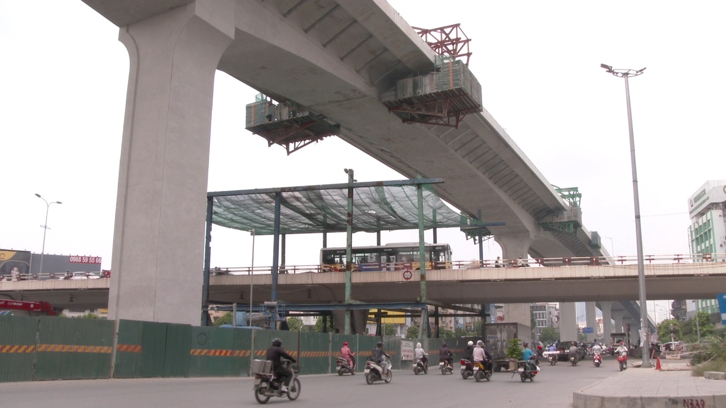 Hà Nội: Nhiều công trình giao thông bứt tốc để cán đích